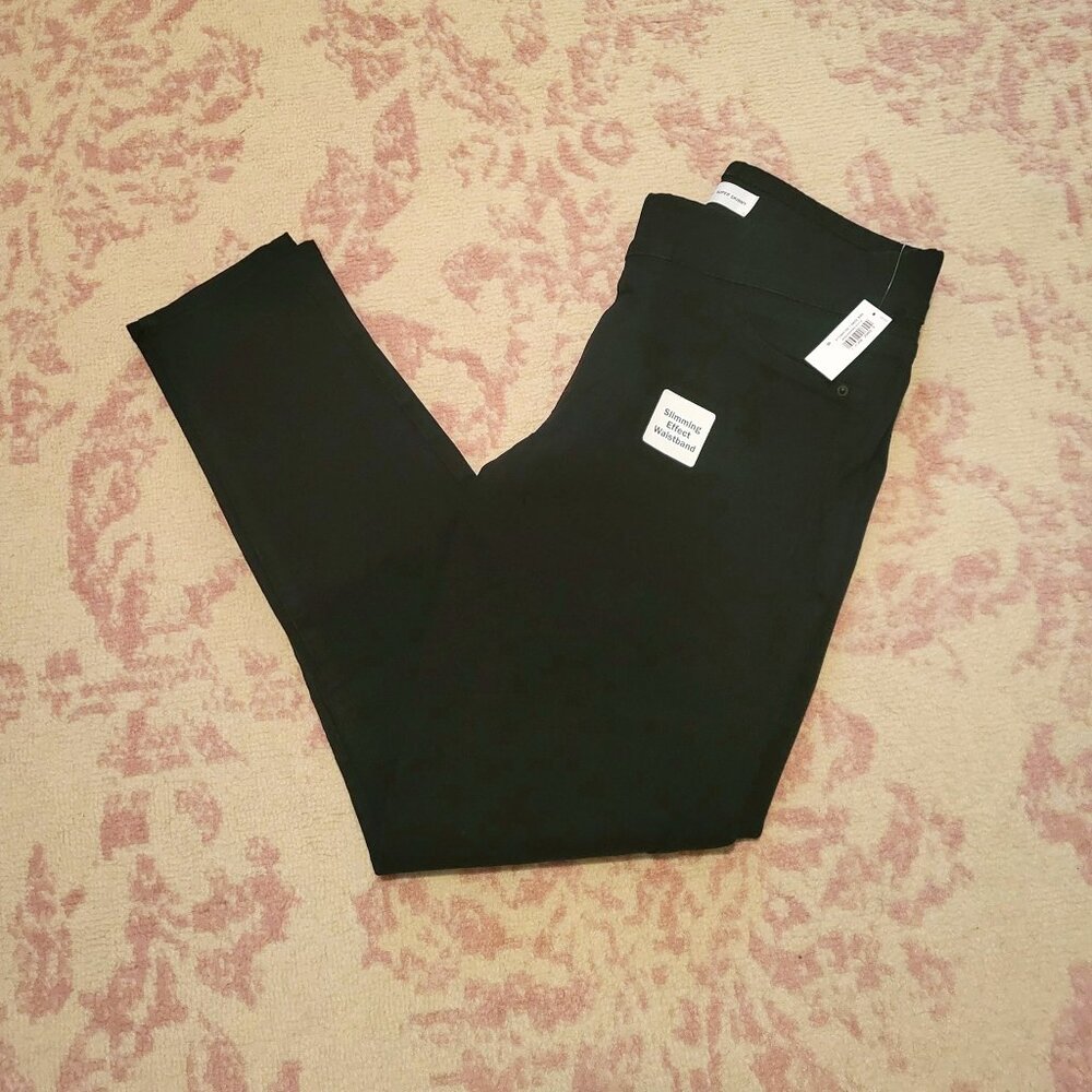 Super Skinny Jeggings - Size 8 - NWT